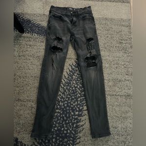 Men’s hollister ripped jeans